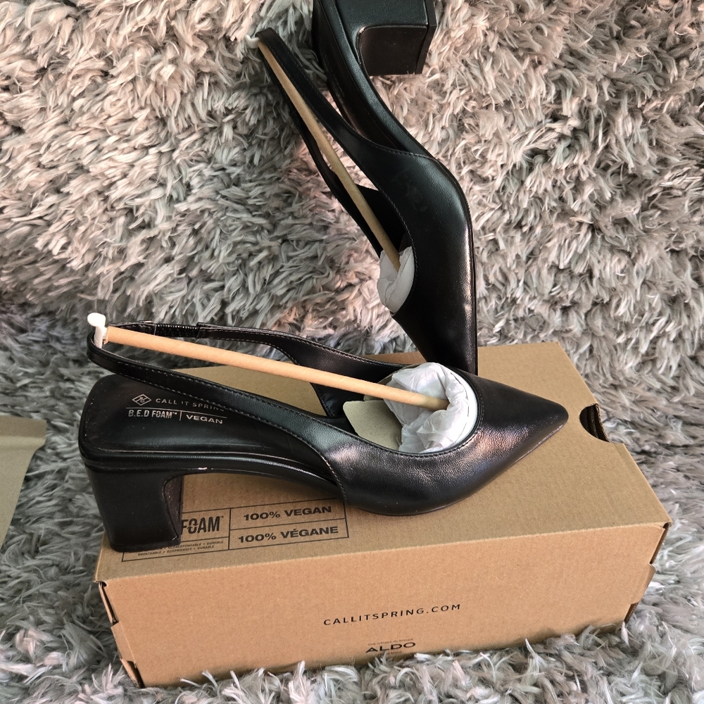 Call It Spring Women's Rozalia Pump - Picture 3 of 11